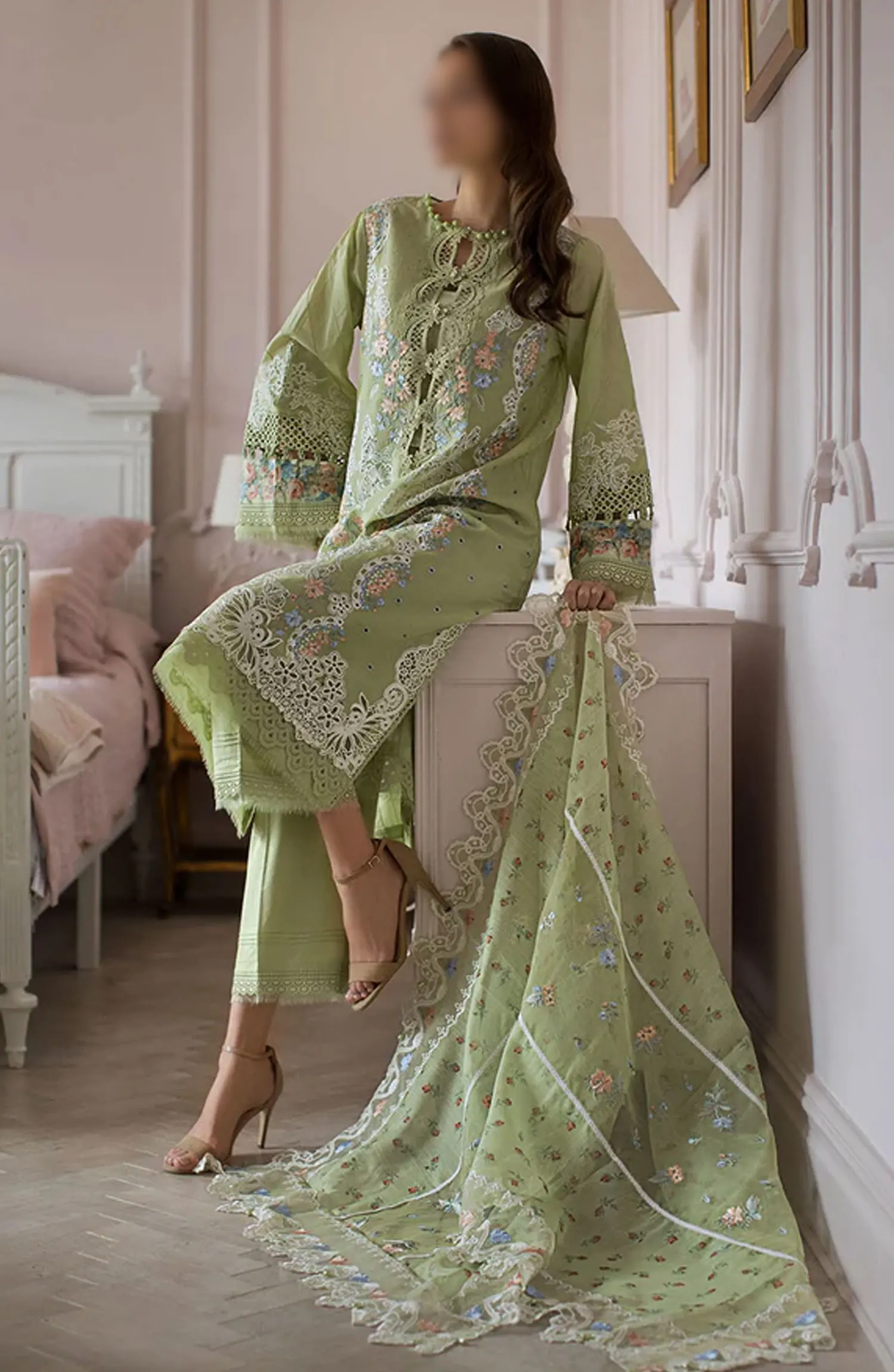 Sobia Nazir Luxury Lawn Collection 2024 - Design 04 A
