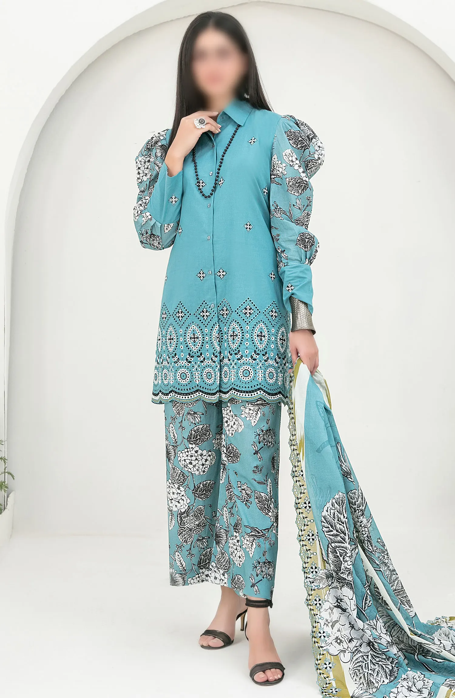Gulposh - Embroidered Digital Printed Lawn Collection 2024 - D 2519