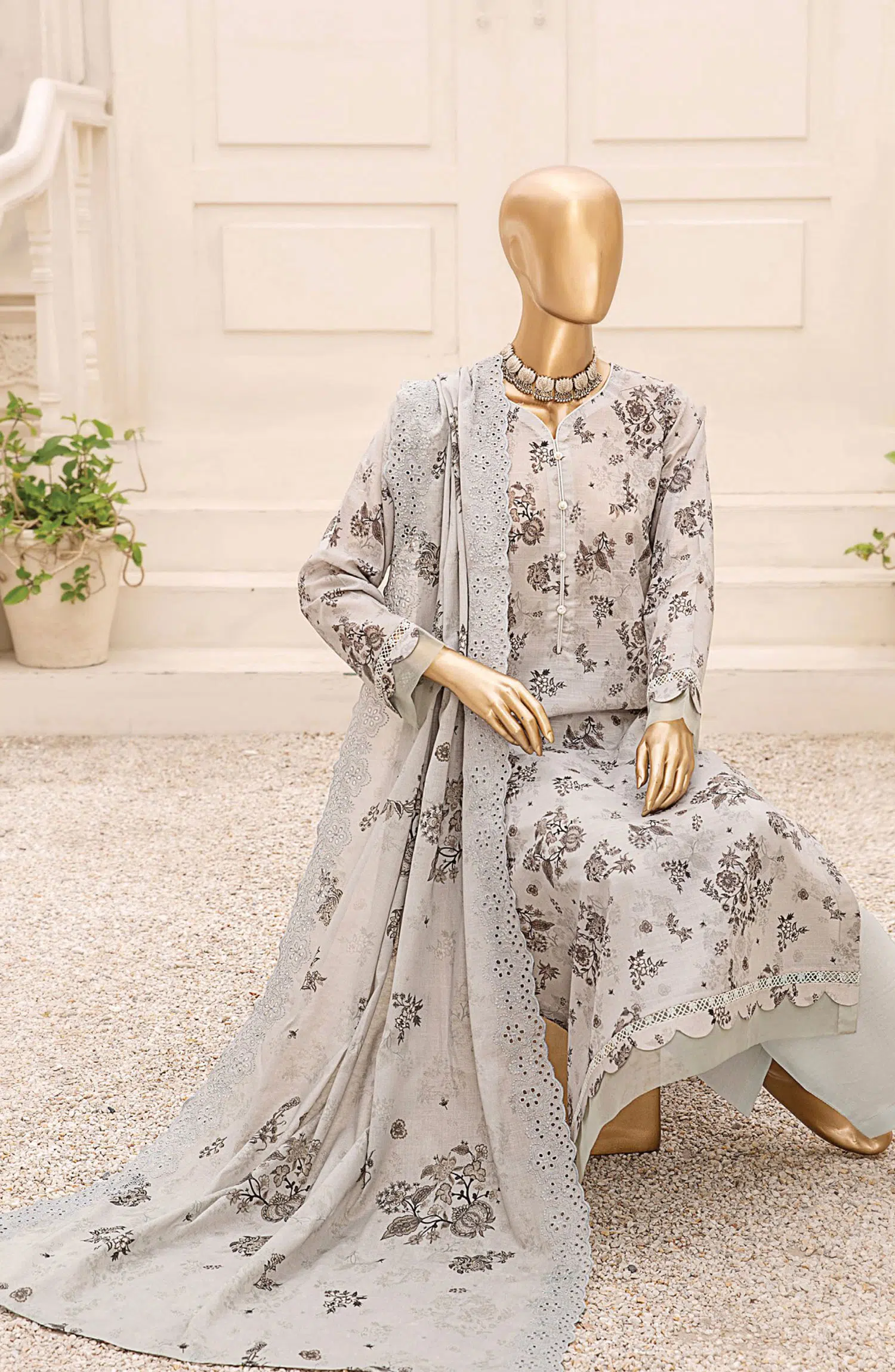 Tarzz Printed Lawn Collection With Emb Voile Dupatta Vol.1 - Design 05