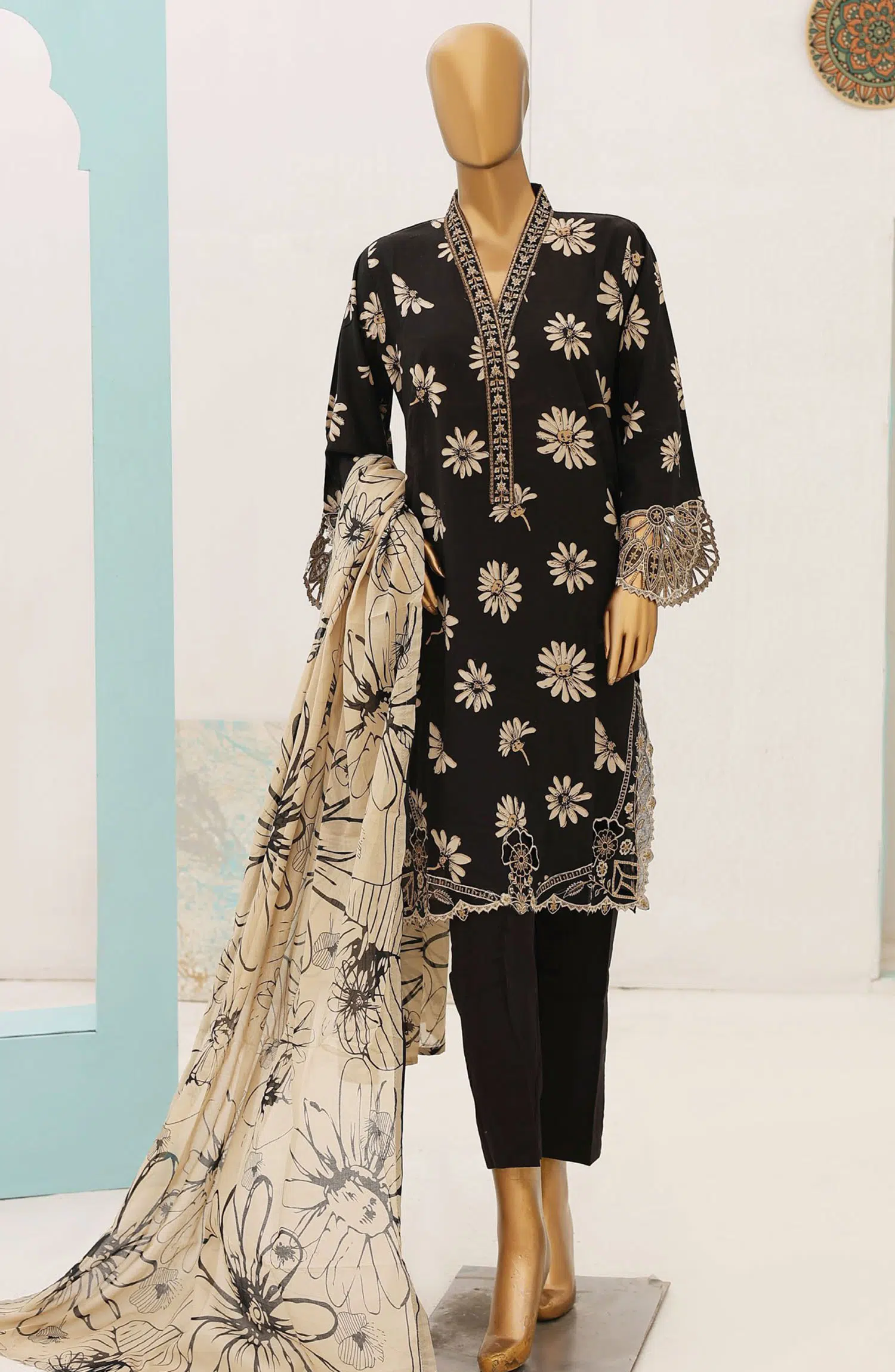 Bin Saeed Exclusive Lawnkari and Cutwork Kari Collection - Design 06