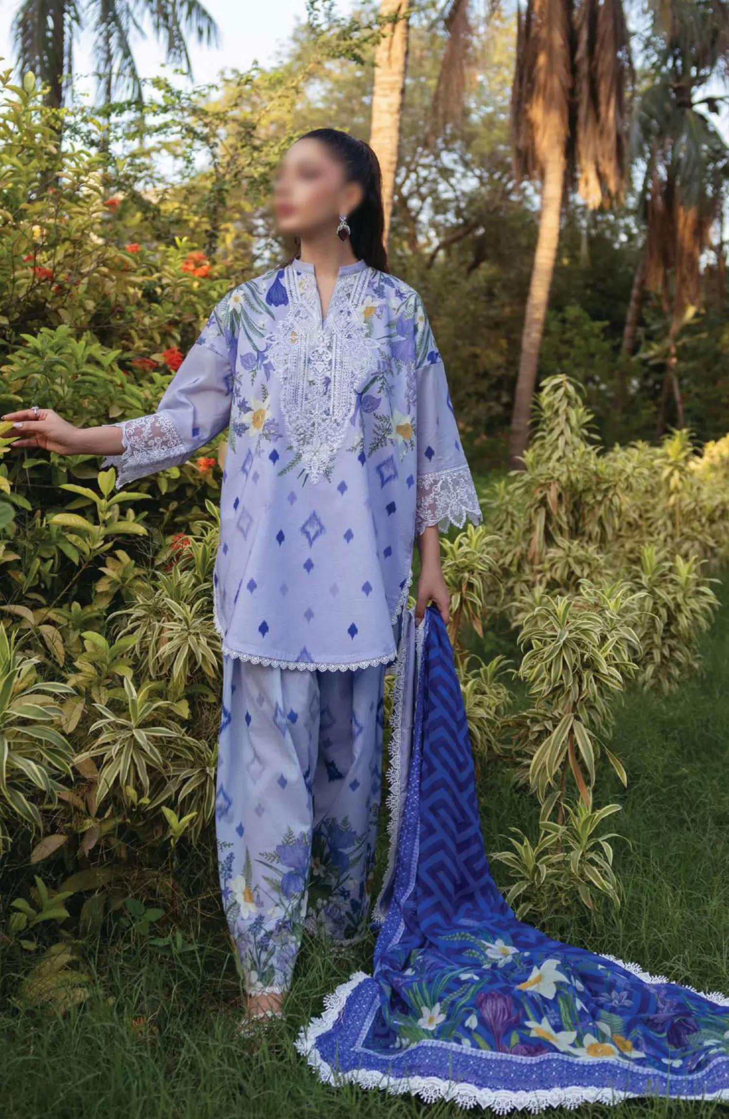 Zainab Chottani Tahra Embroidered Lawn Collection 2024 - Design 6A RAHA