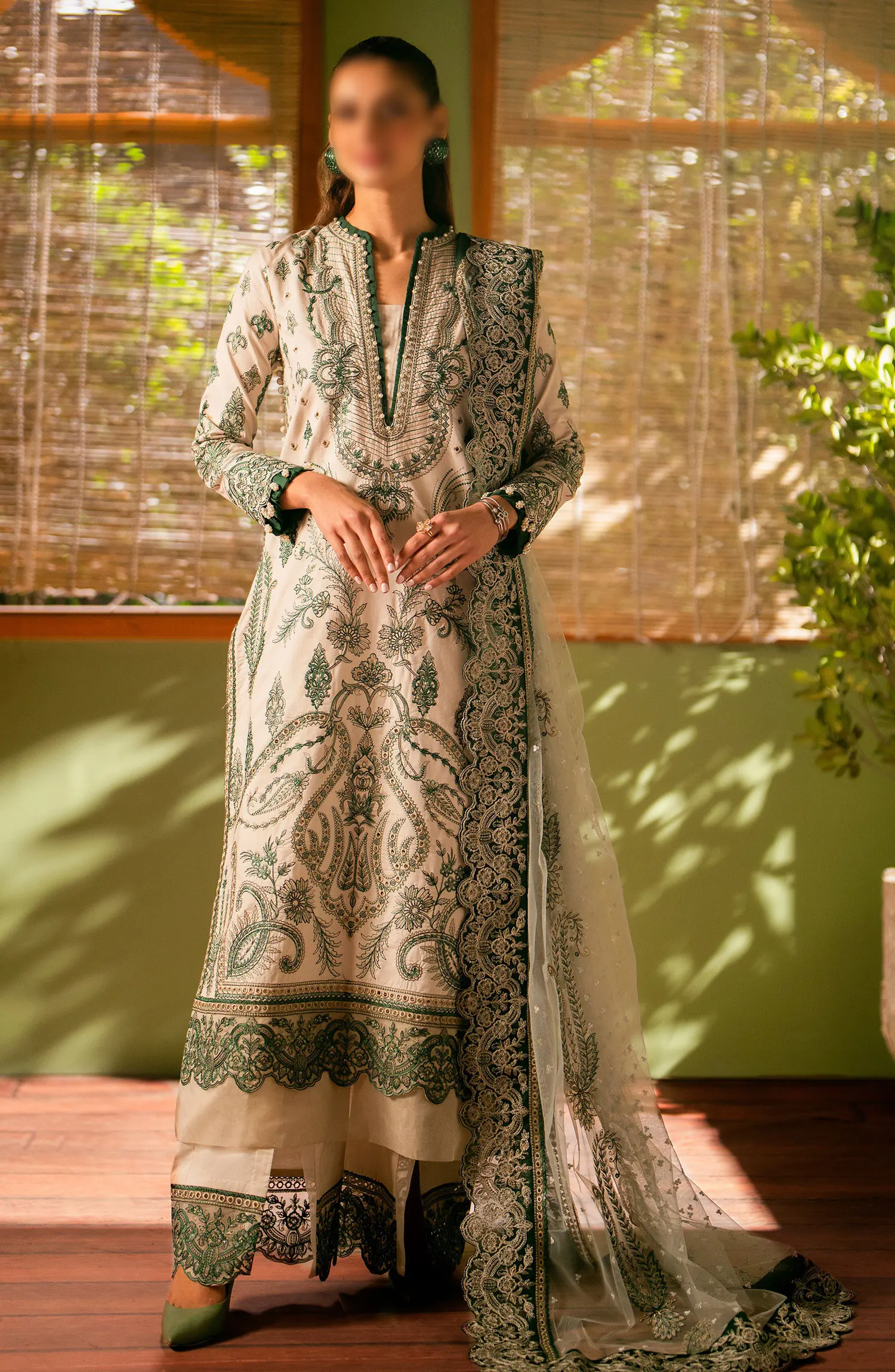 Maryum N Maria Luxury Lawn Collection 2024 - MS24-552 NUBIA