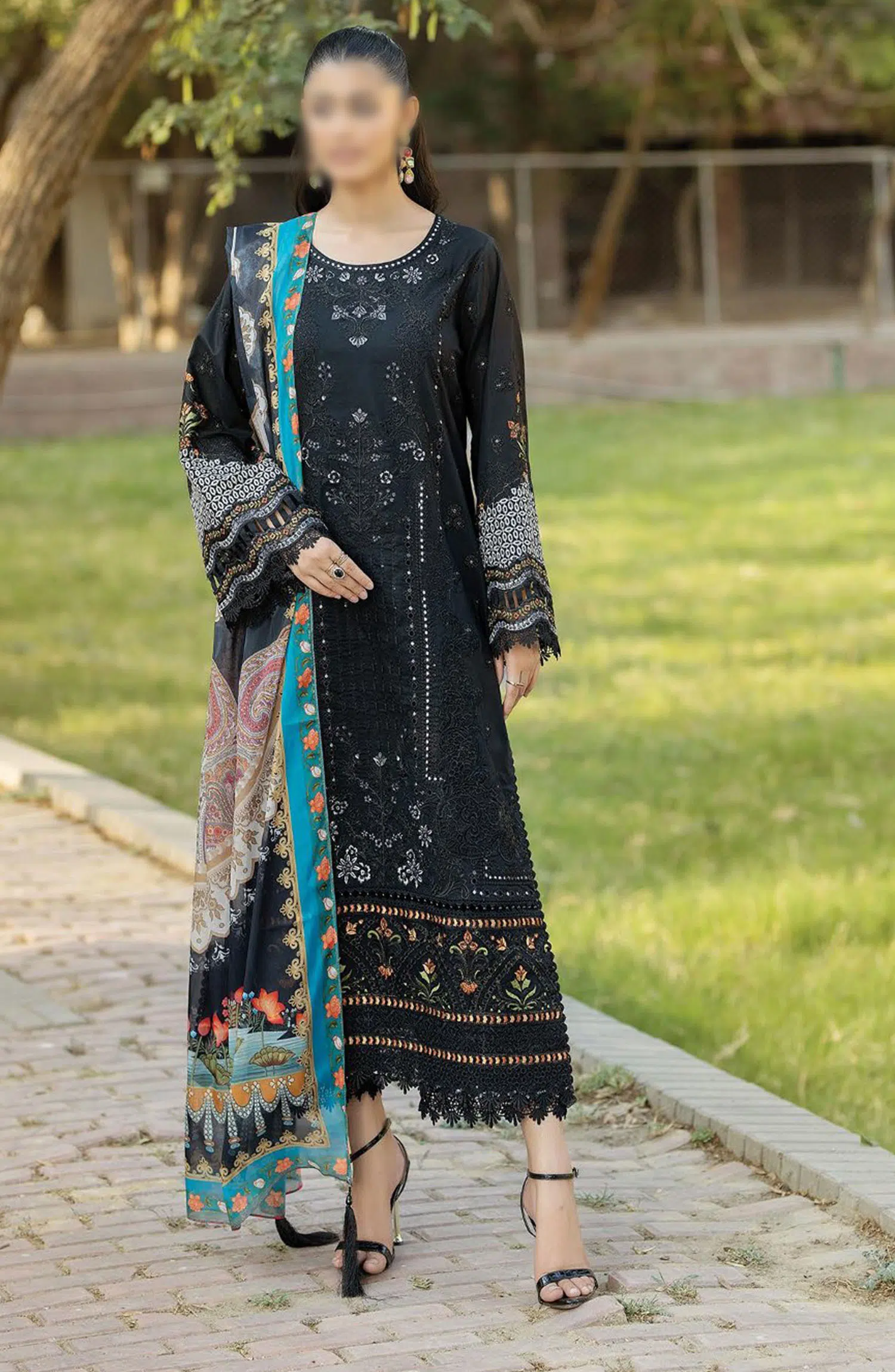 Subah-e-Roshan Luxury Lawn Collection by Serene - SL 72 JAANAN